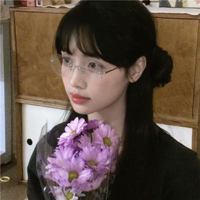 两只小猫的故事
